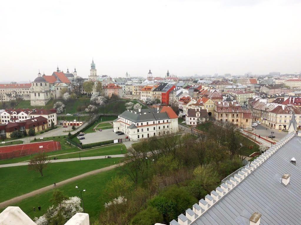 Dom Na Podwalu Panzió Lublin Kültér fotó