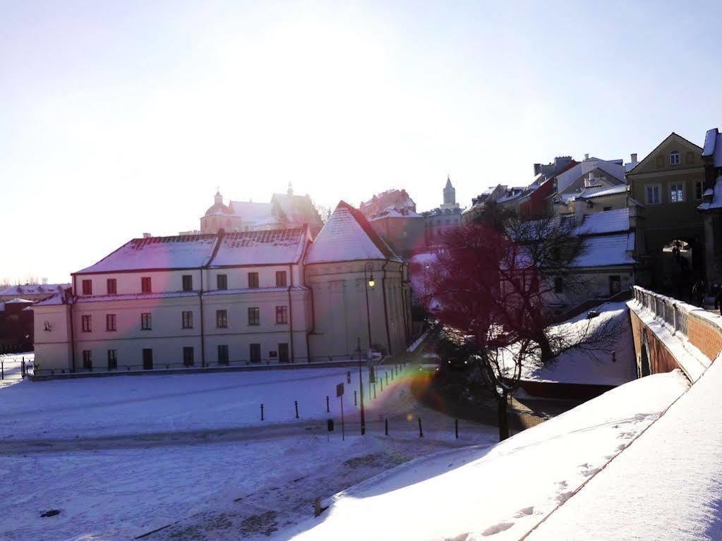 Dom Na Podwalu Panzió Lublin Kültér fotó